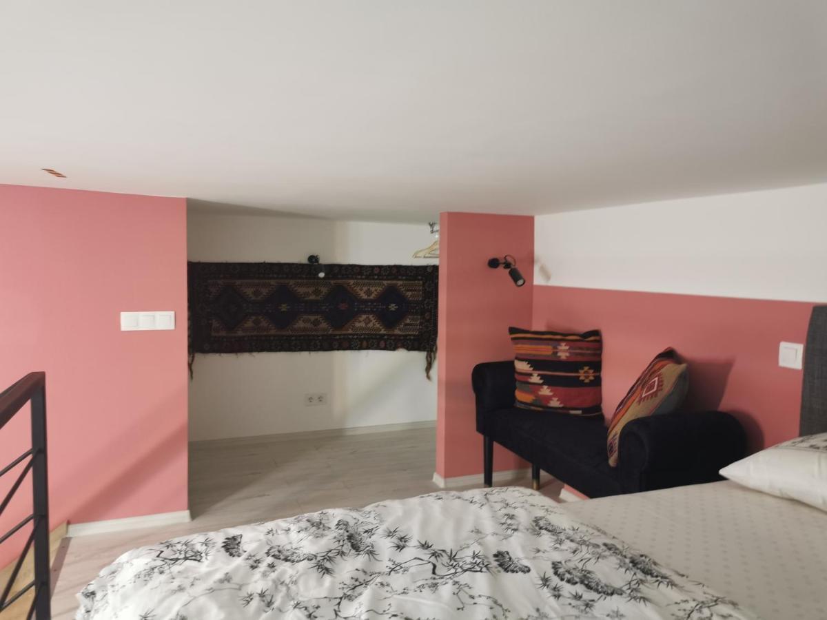 Tempo City Apartman Budapest Exteriör bild