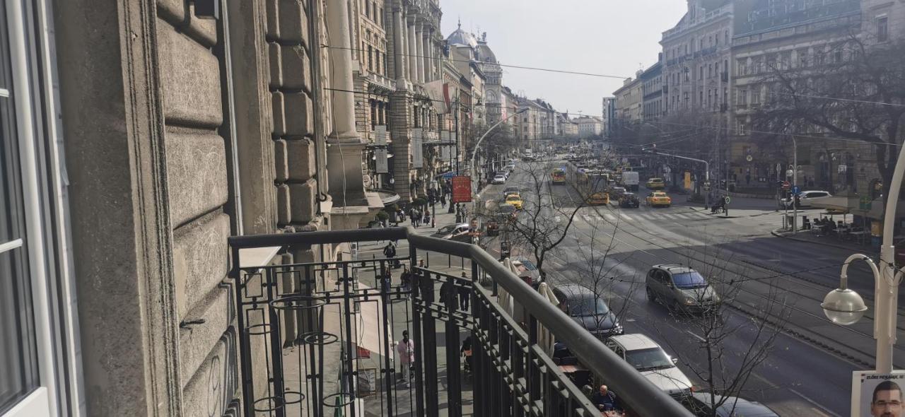 Tempo City Apartman Budapest Exteriör bild